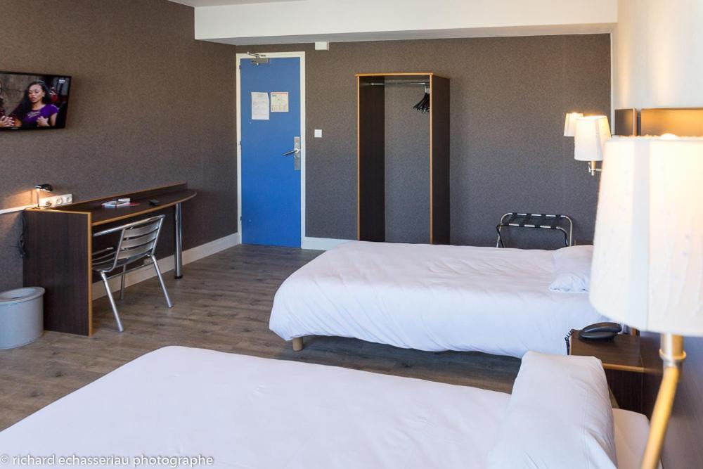 Hotel De La Vendee Ла-Рош-сюр-Йон Экстерьер фото
